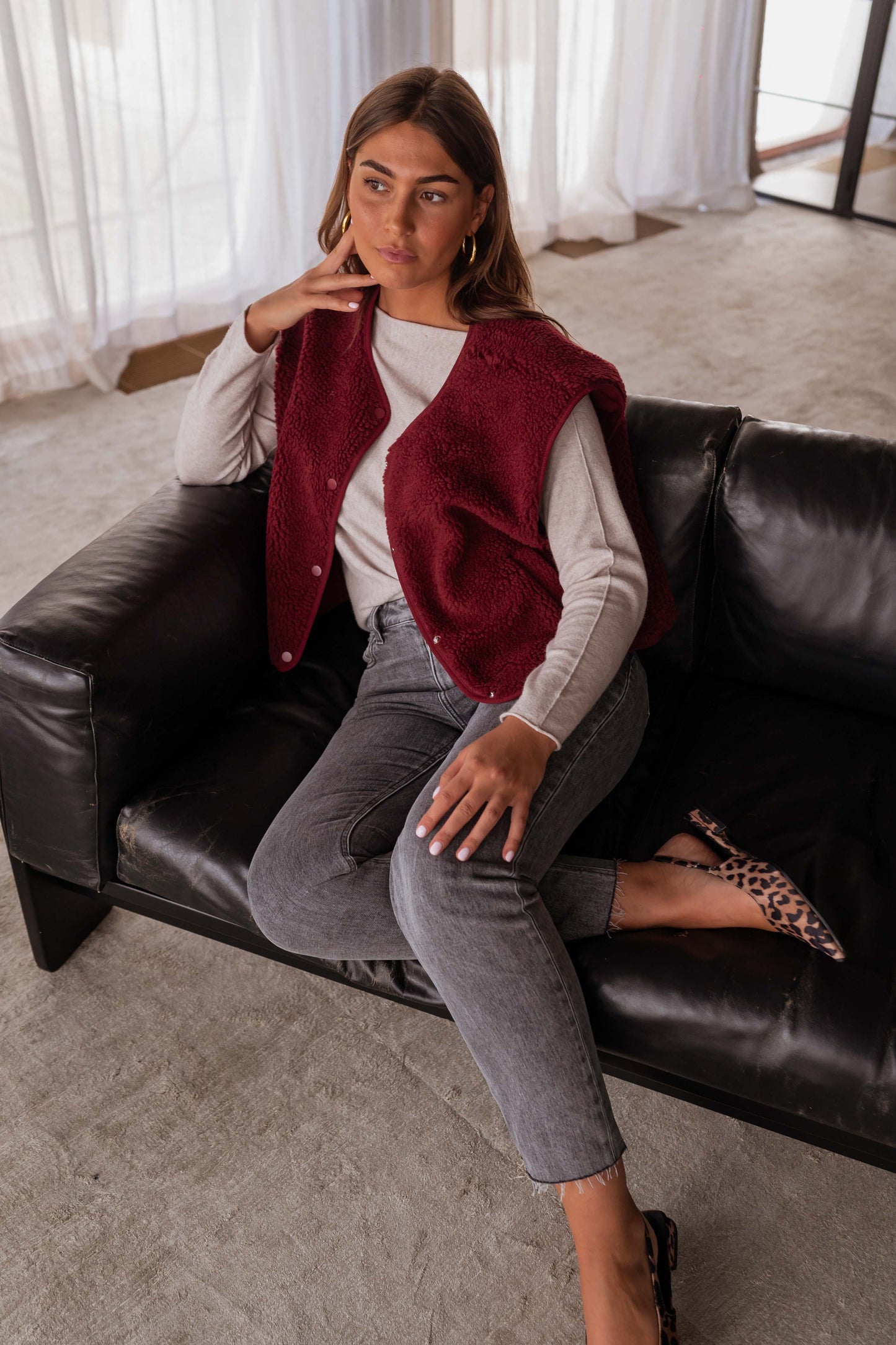 Burgundy Taoh Sleeveless Cardigan