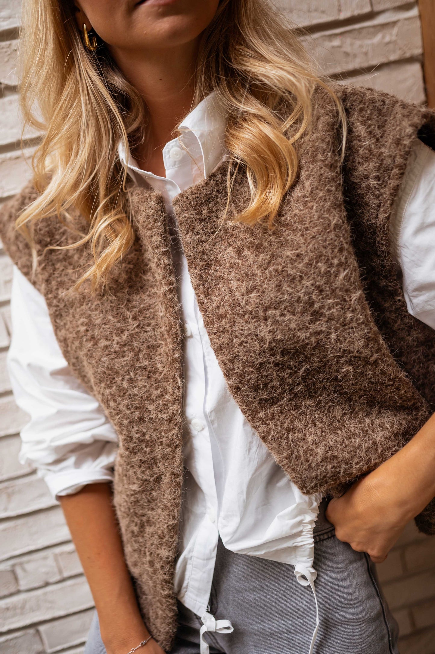 Chocolate Lander Sleeveless Cardigan