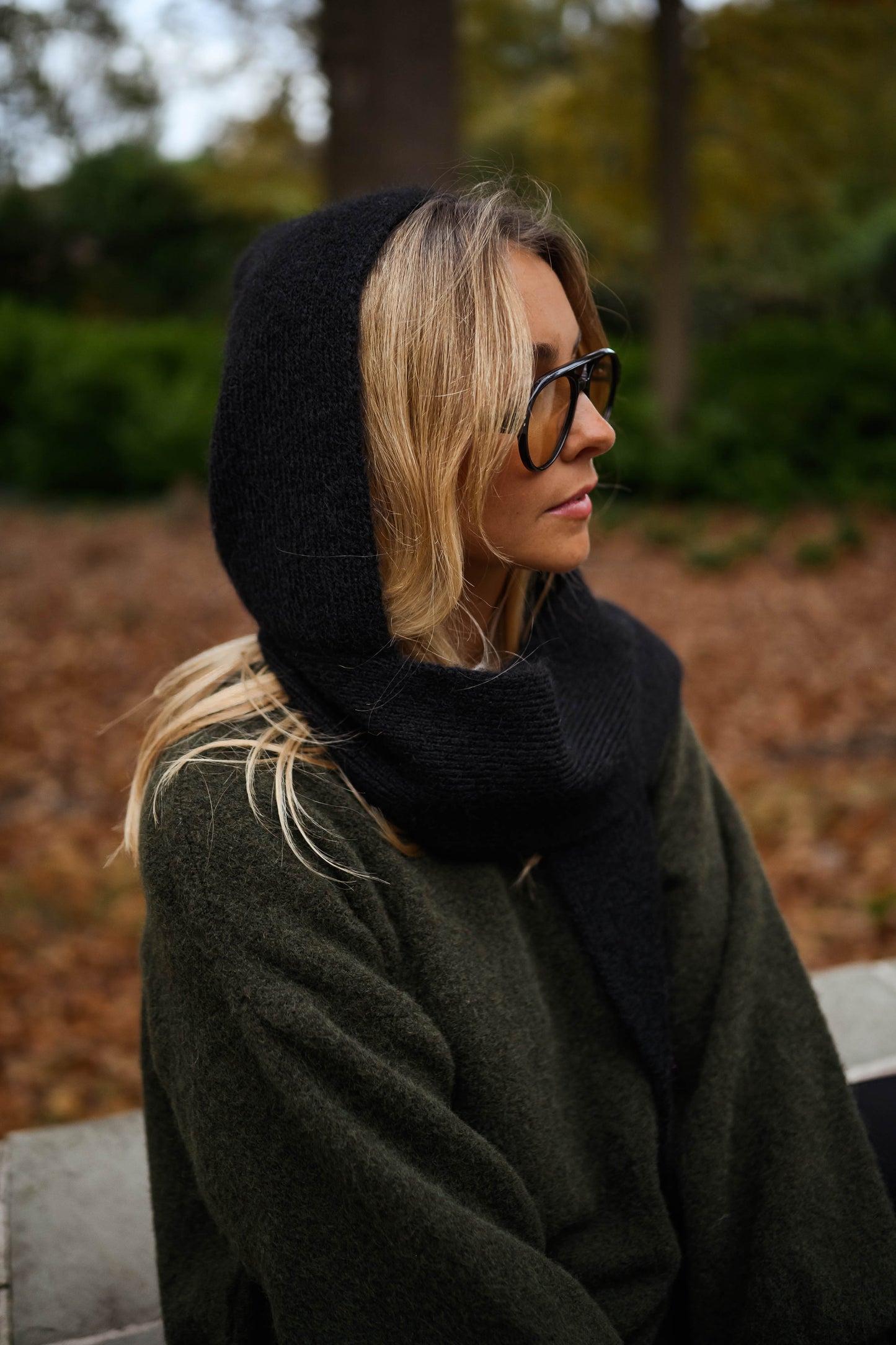 Black Hooded Giada Scarf