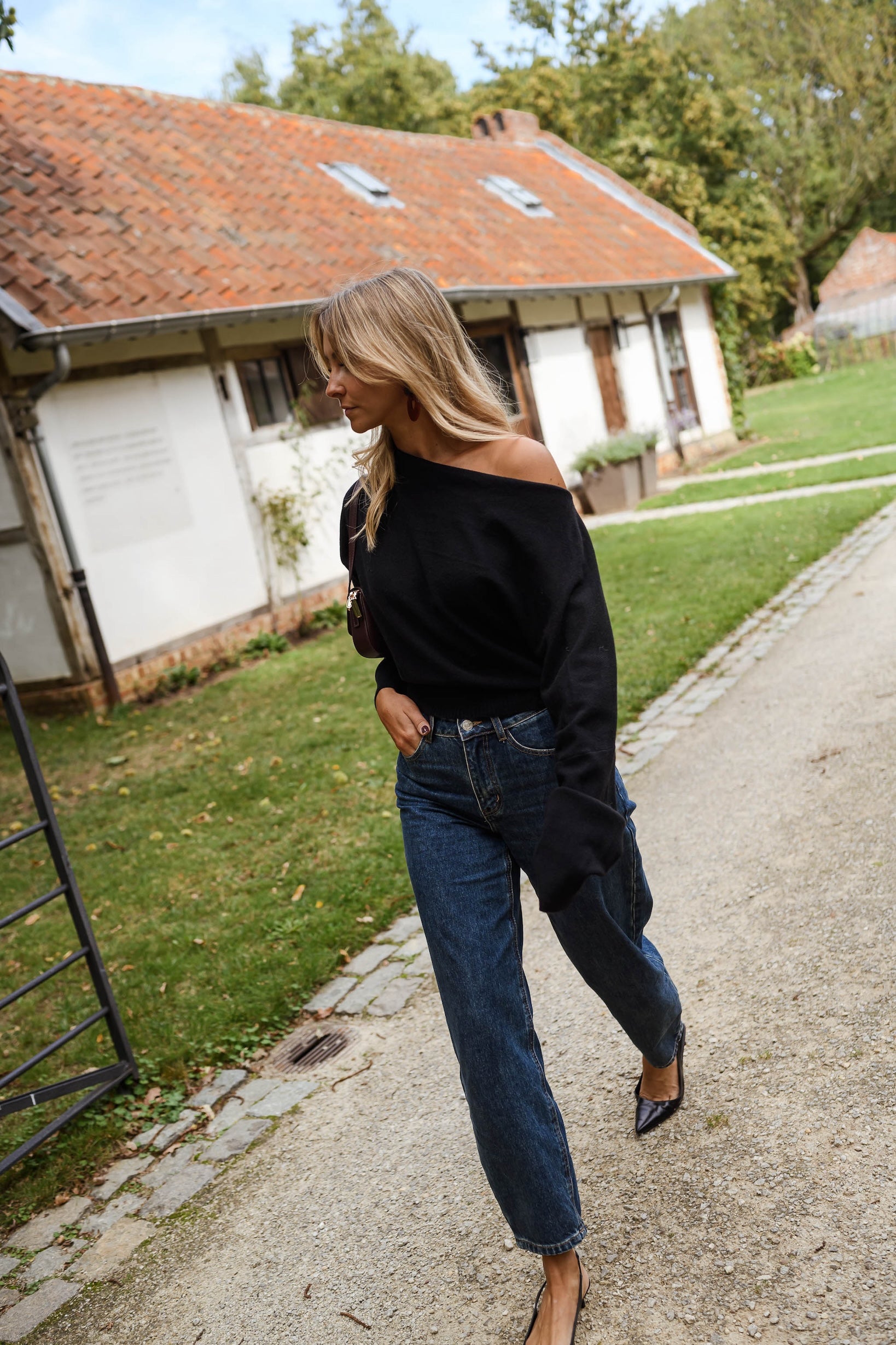 Black Richard Sweater