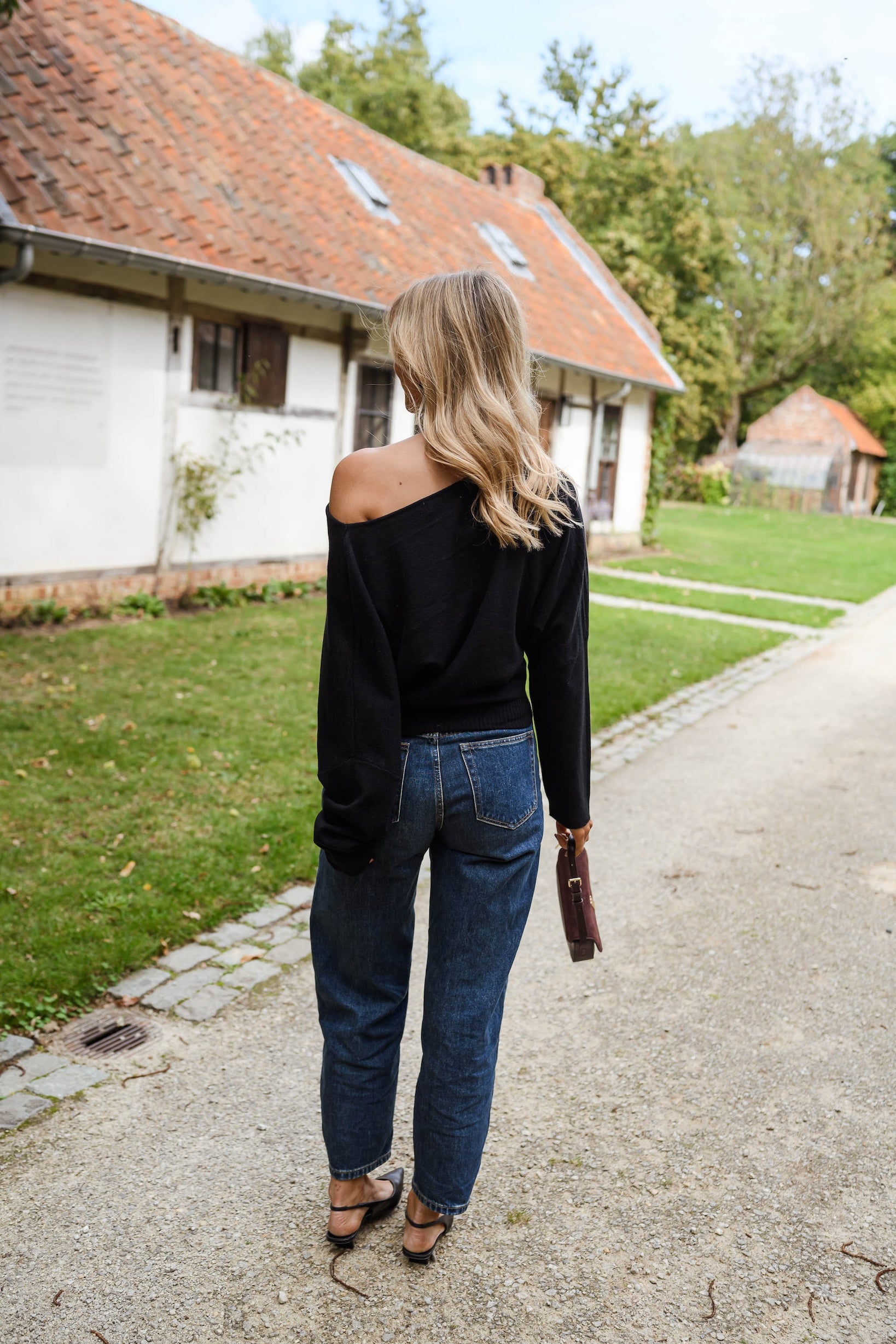 Black Richard Sweater