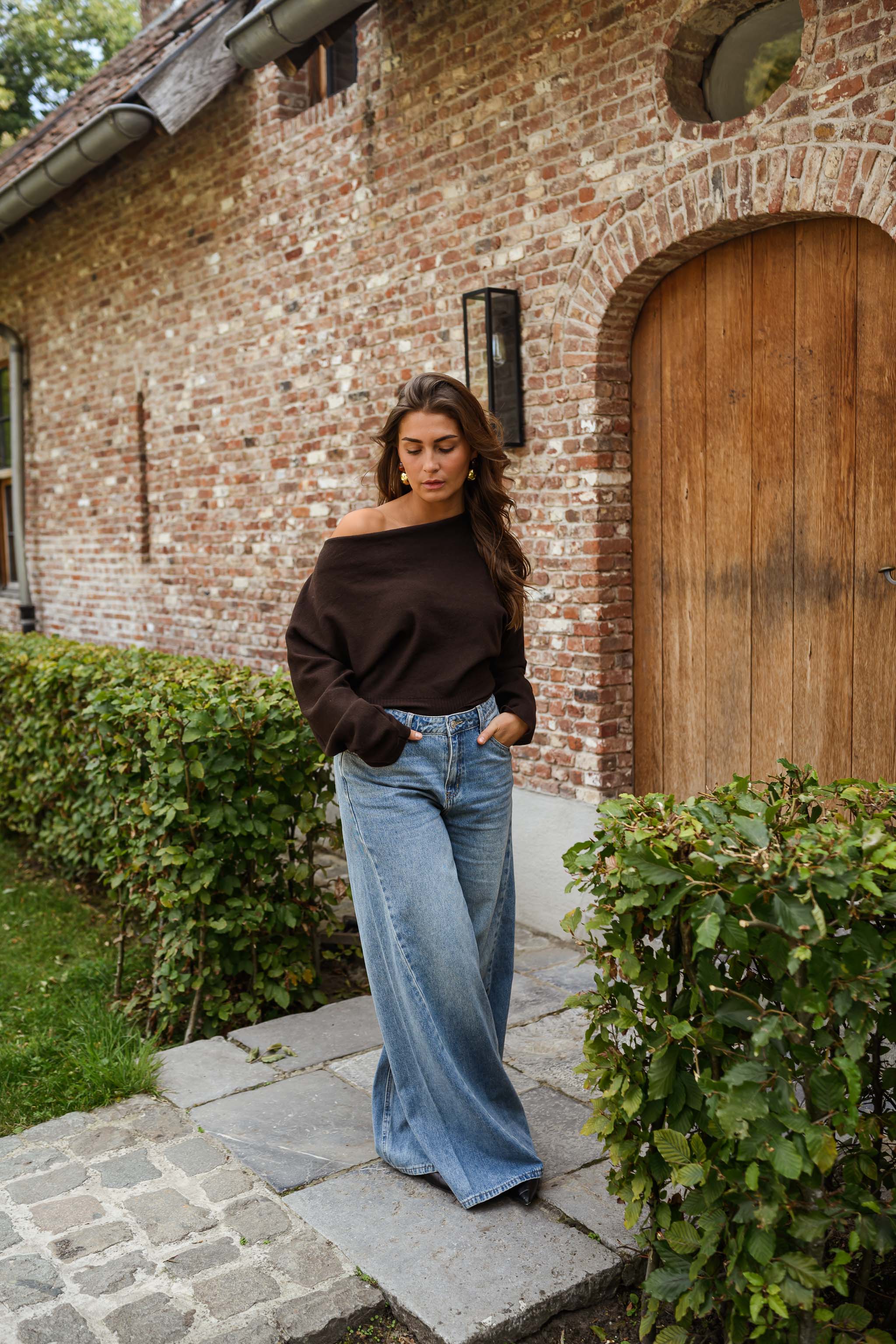 Chocolate Richard Sweater