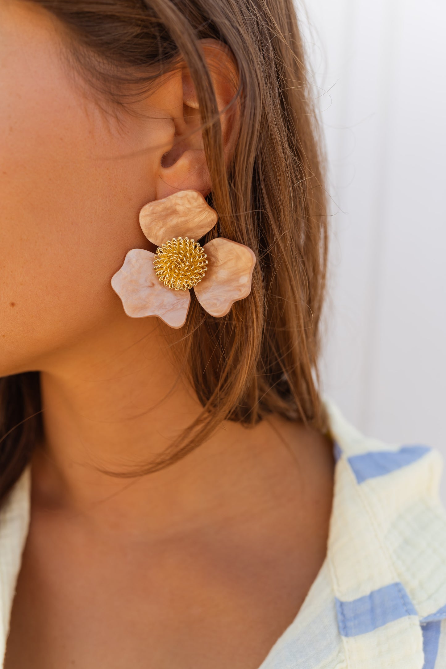 Pink and Gold Blume Earrings