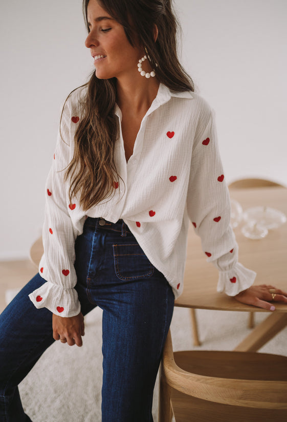 White Vicky Shirt with Red Hearts - Easy Clothes North America